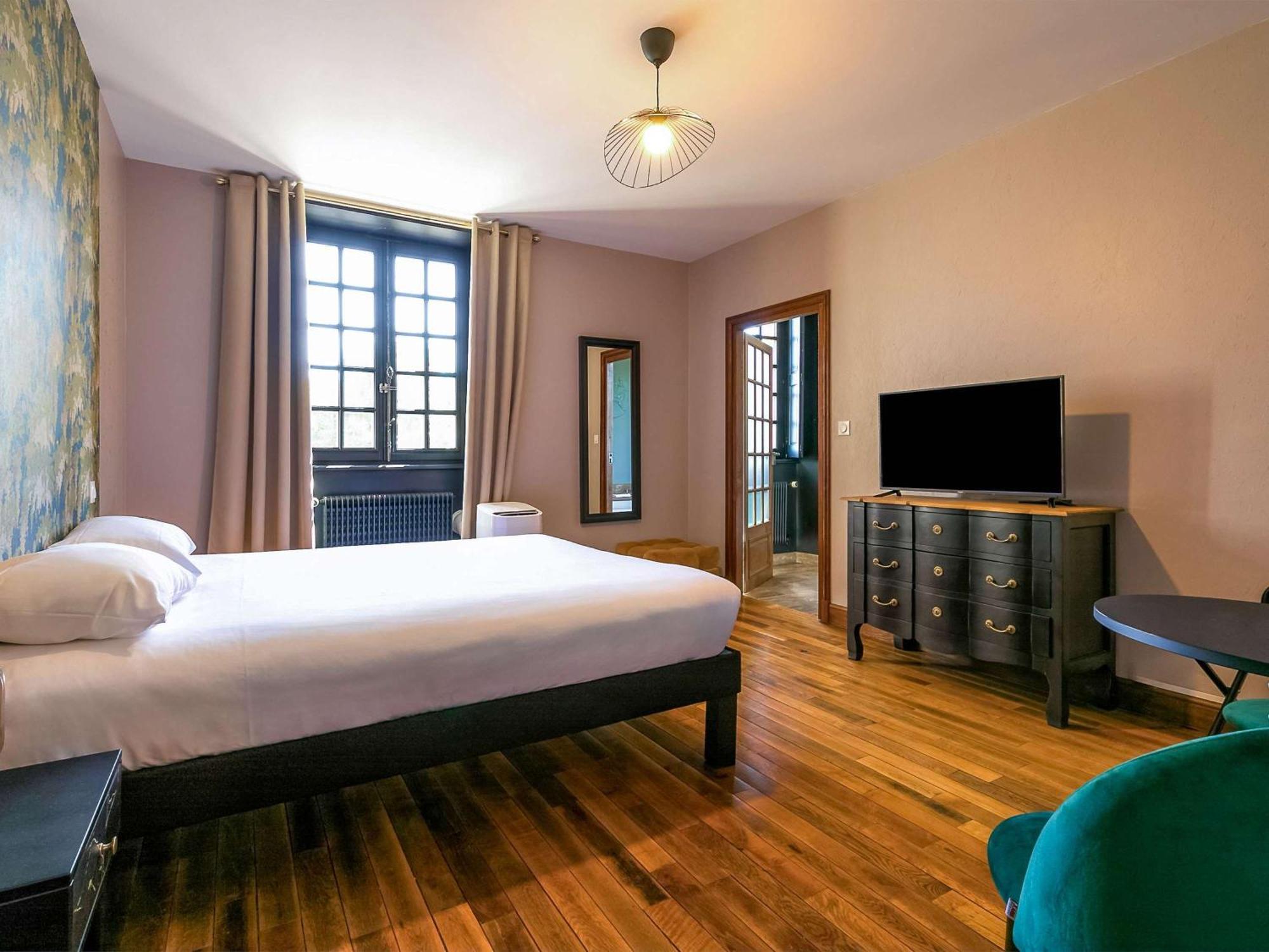 Hotel ibis Styles Dijon Sud Domaine De Beauregard 21600 Longvic Exterior foto